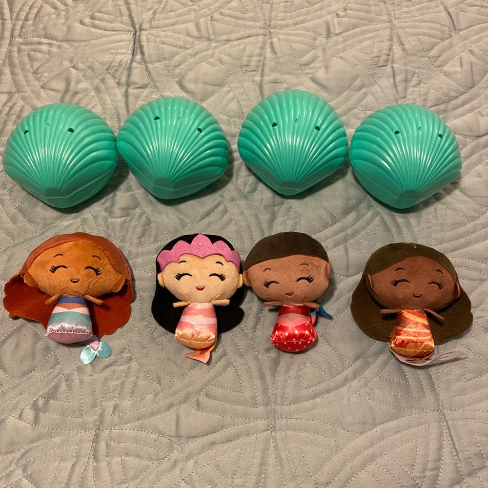 Ariel and three mermaid sisters shell blind box